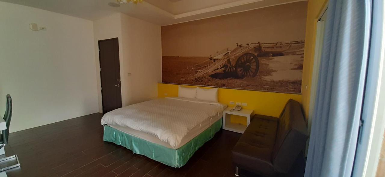 Sky Square Homestay Magong Exteriör bild
