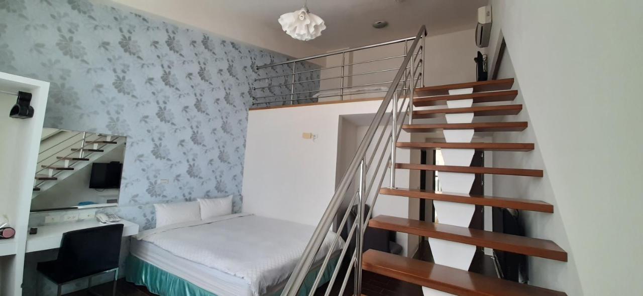 Sky Square Homestay Magong Exteriör bild